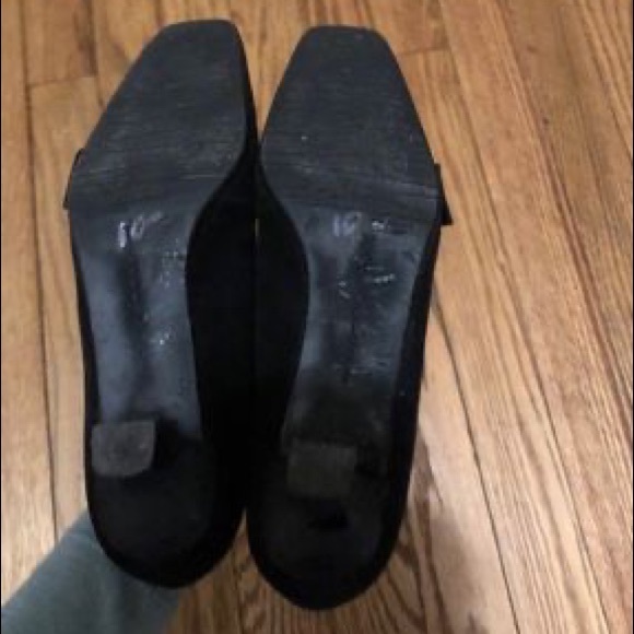 Stuart Weinstein Black Suede Block Heels with Silver Buckle - Picture 3 of 7